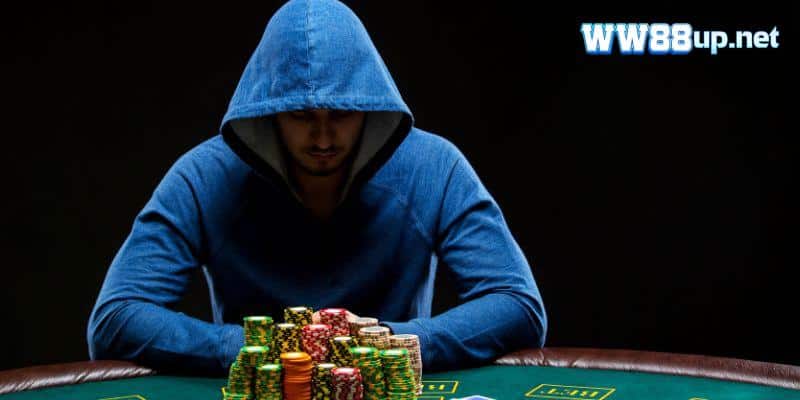 Cao thủ poker nhận thưởng cực khủng